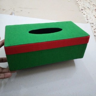 টিস্যু বক্স